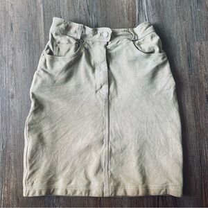 Gucci Vintage Pencil Leather Skirt